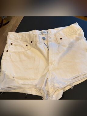 Abercrombie & Fitch White Mid-Rise Boyfriend Shorts